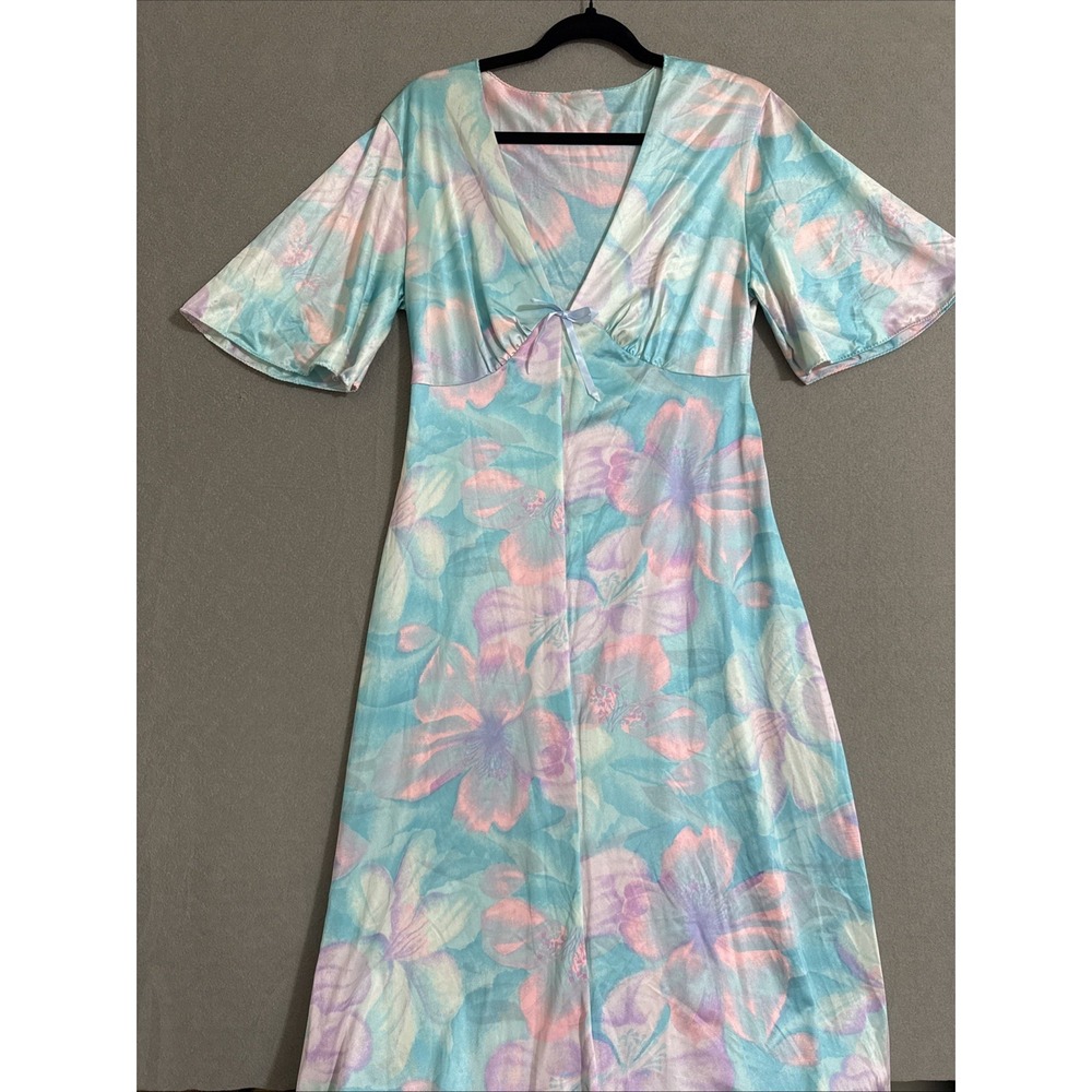 Vintage 70s Spring Floral Maxi House Dress Muumuu One Size Boho Hippie Cottage